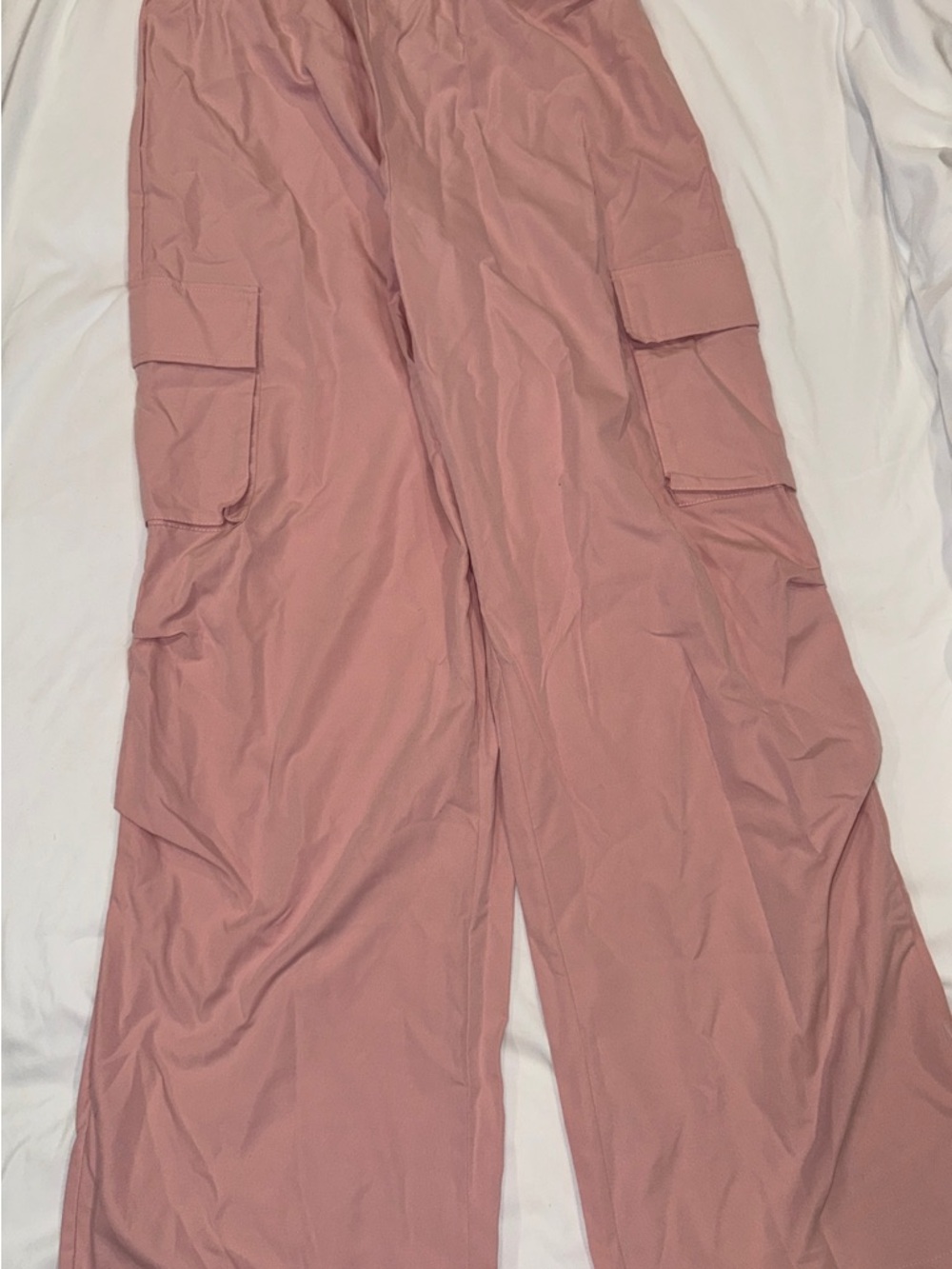 Women's Wide-Leg Cargo Pants in Dusty Rose